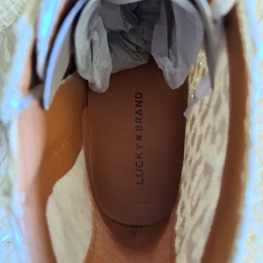 Lucky Brand Women's Eisley Causal High Top Sneaker - Picture 9 of 12